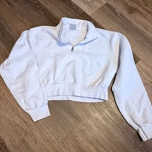 Aritzia- Women's White Cropped Pullover